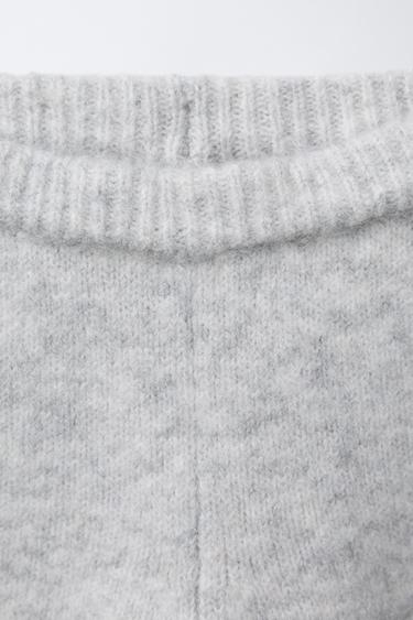 PANTALON EN MAILLE À FLEURS BRODÉES - Gris chiné de Zara - Image 2