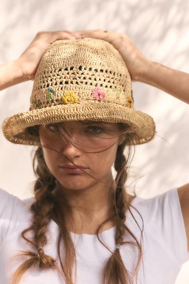 CHAPÉU BUCKET COM FLORES BORDADAS - Bege-claro da Zara - Imagem 0