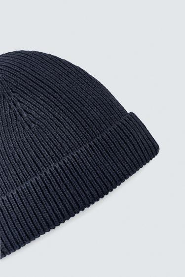 BONNET EN MAILLE COTON - CACHEMIRE - Bleu marine de Zara - Image 3