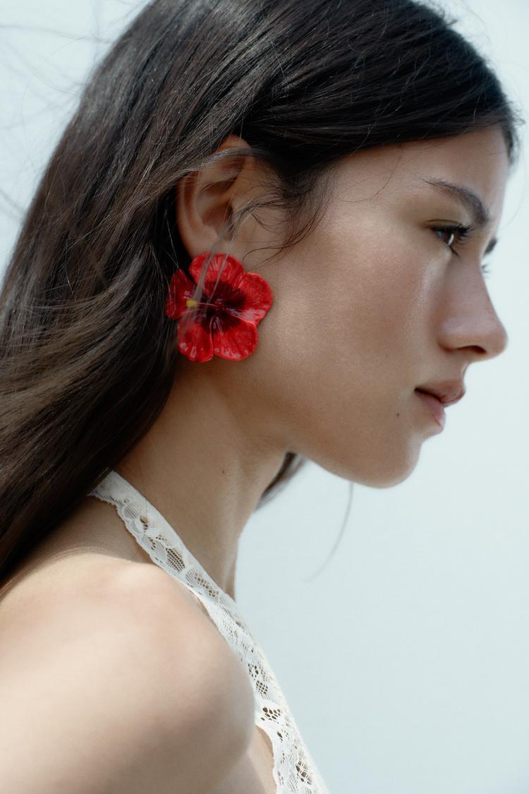 PACK OF FLOWER AND HOOP EARRINGS Golden ZARA India