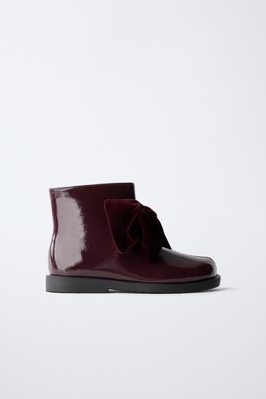 PATENT-FINISH ANKLE BOOTS WITH BOW - Burgundy Red by Zara