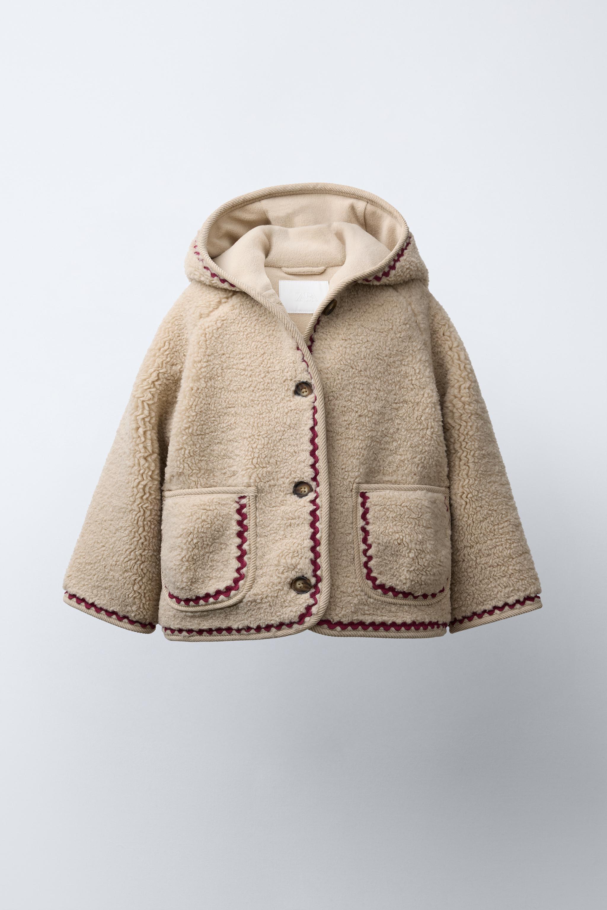 WAVY TRIM FLEECE JACKET WITH POLAR LINING