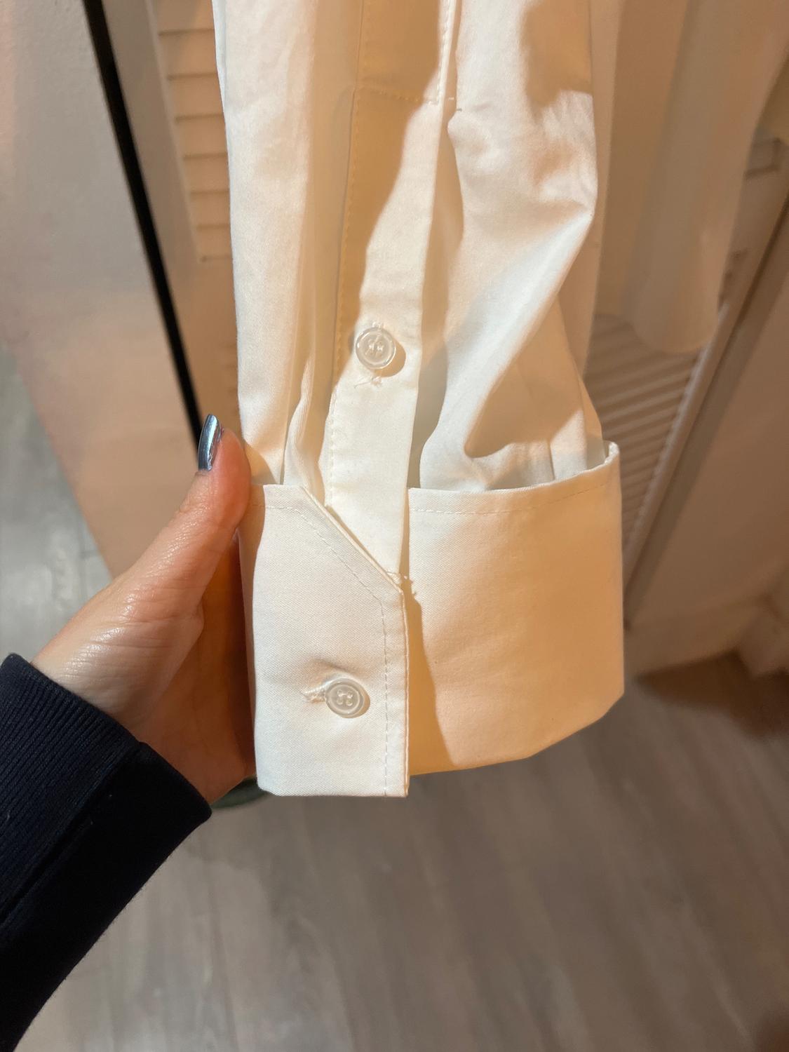 WHITE BLOUSE - Image 3