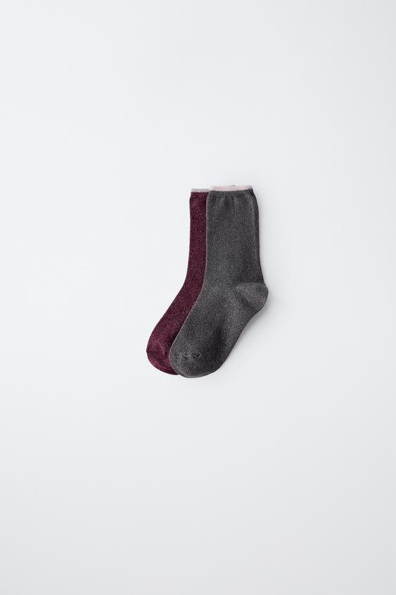 LOT DE DEUX PAIRES DE CHAUSSETTES LONGUES BRILLANTES - Bordeaux de Zara - Image 0