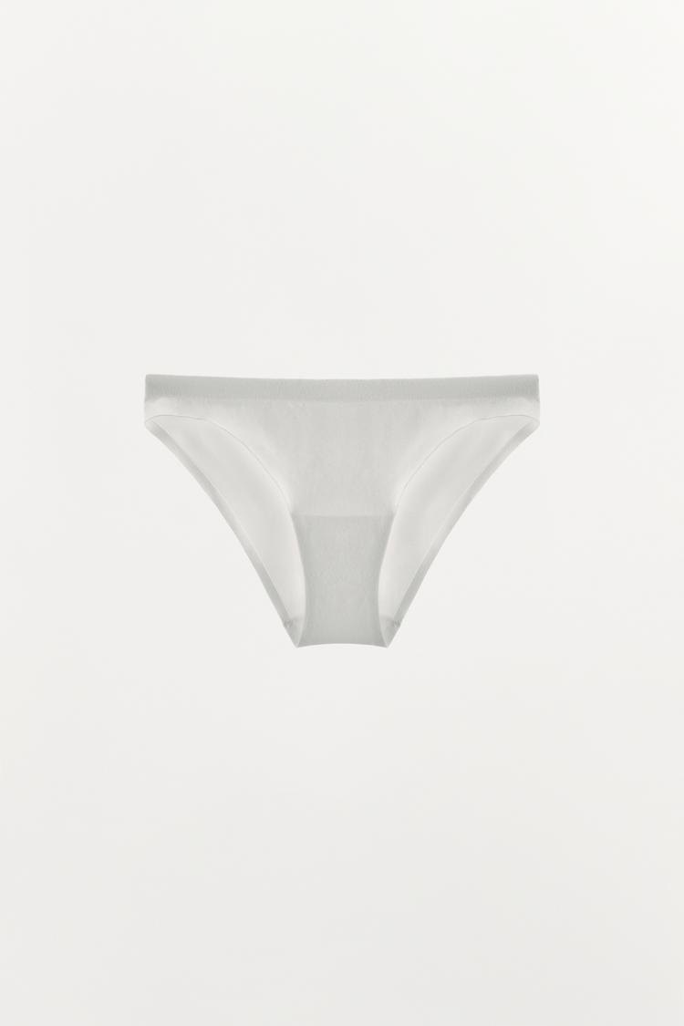 SEAMLESS PANTIES — White