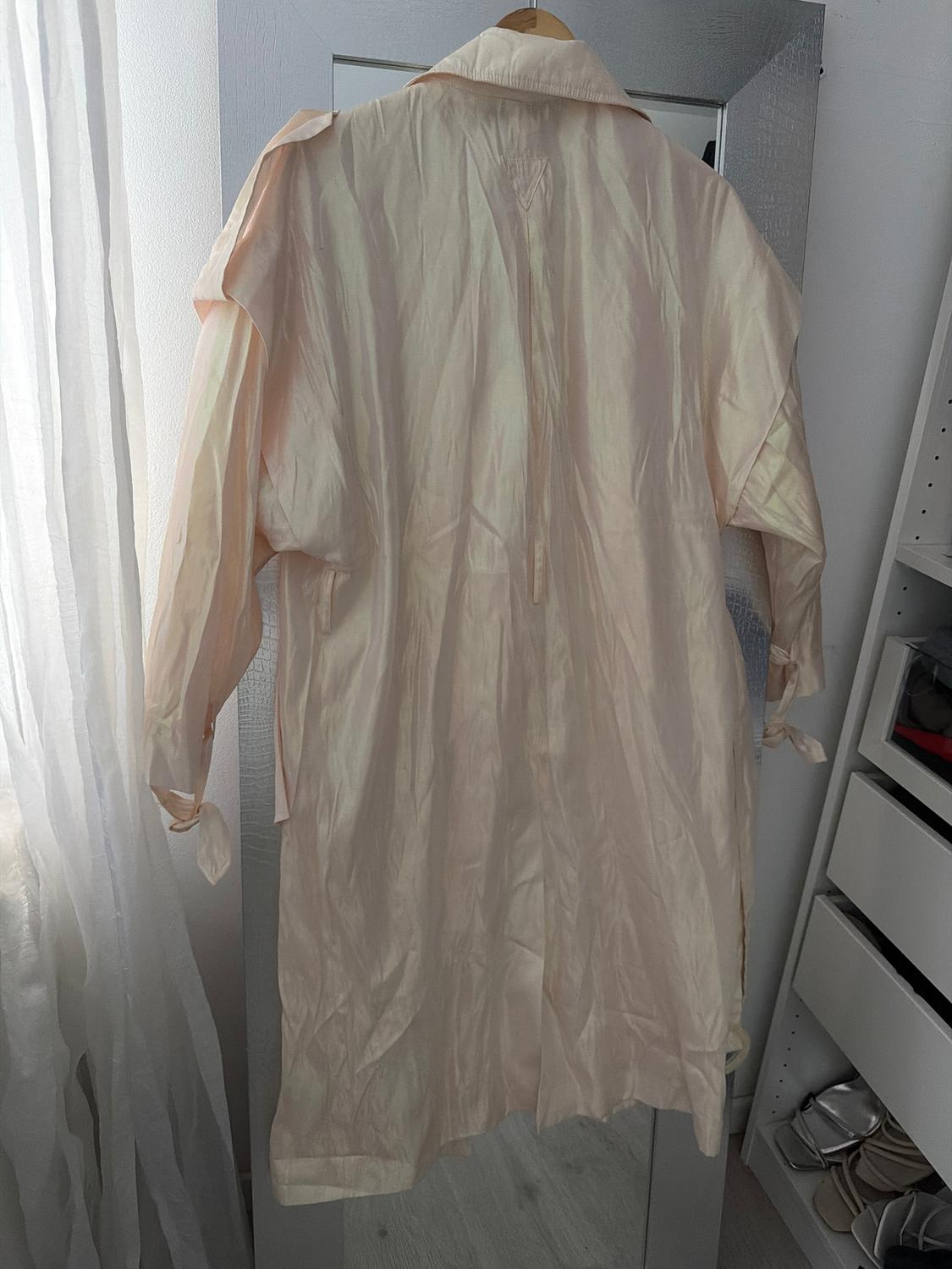 IRIDESCENT-EFFECT TRENCH COAT - Image 2