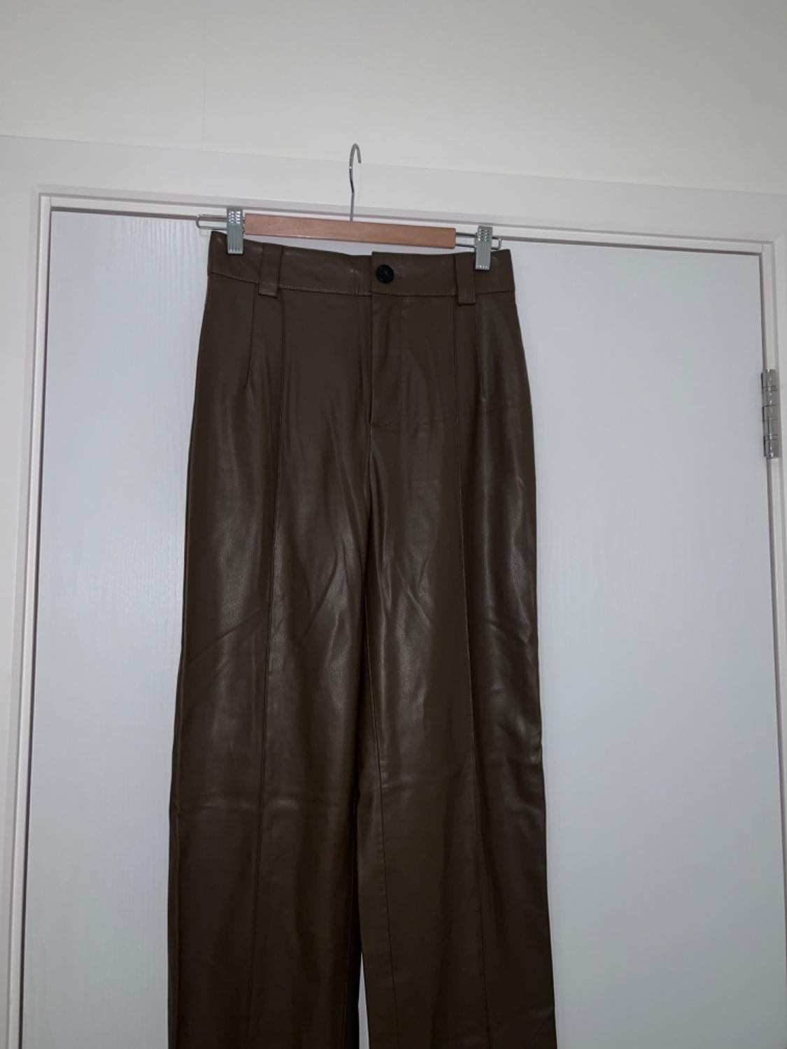 FAUX LEATHER FULL LENGTH TROUSERS - Image 3
