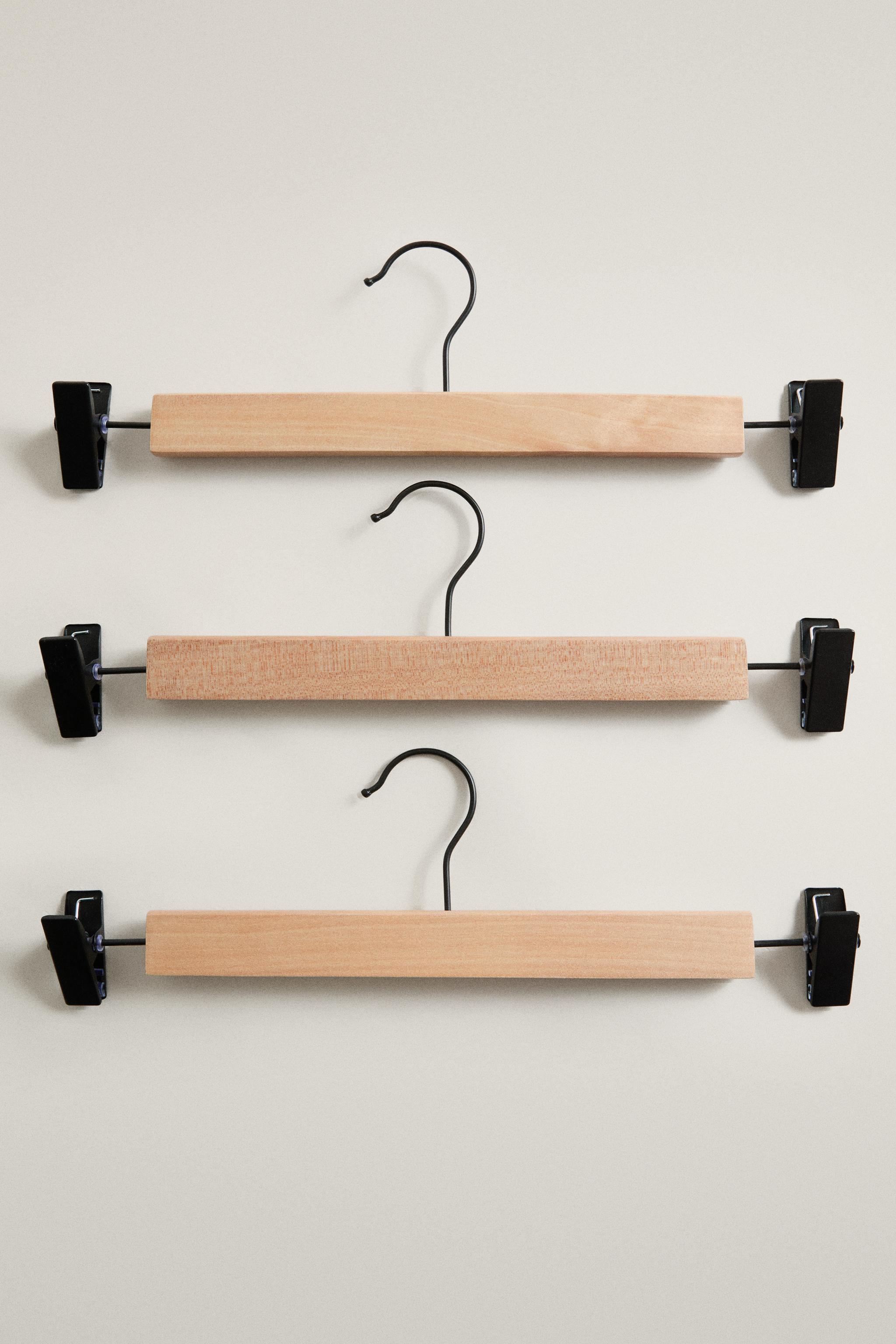 CINTRE À PINCES EN BOIS (LOT DE 3)