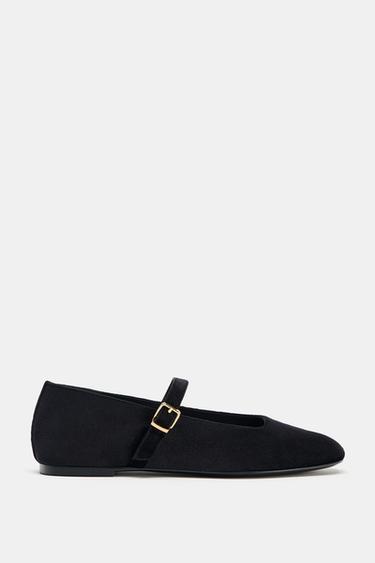 VELVET EFFECT BUCKLE BALLET FLATS - Black by Zara