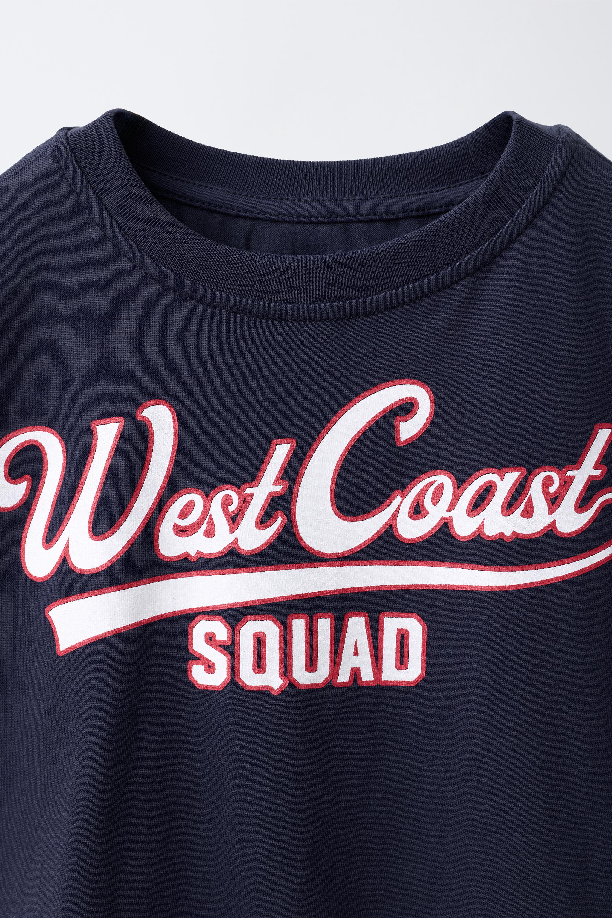 T-SHIRT IMPRIMÉ VARSITY
