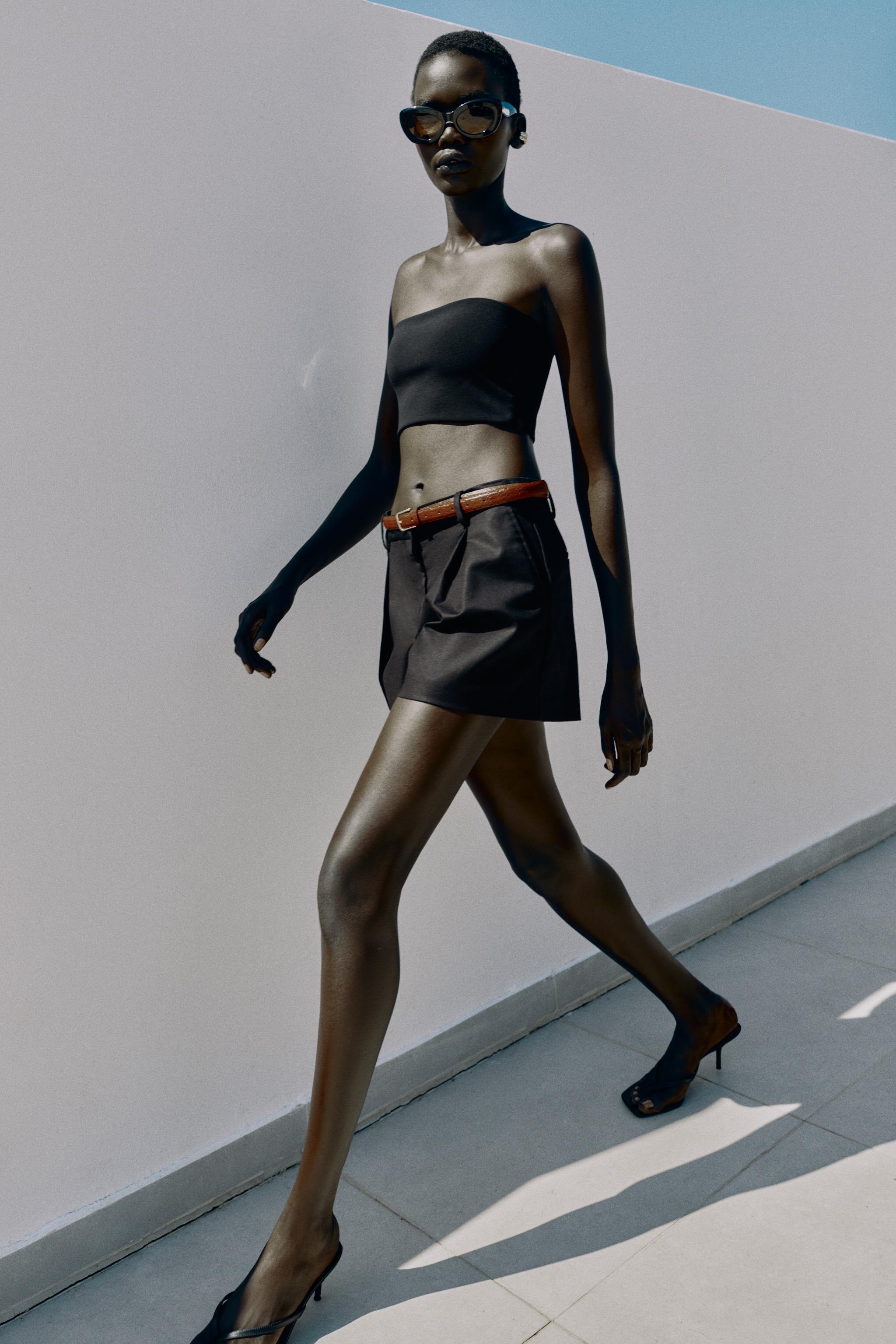 BELTED PLEATED SHORTS