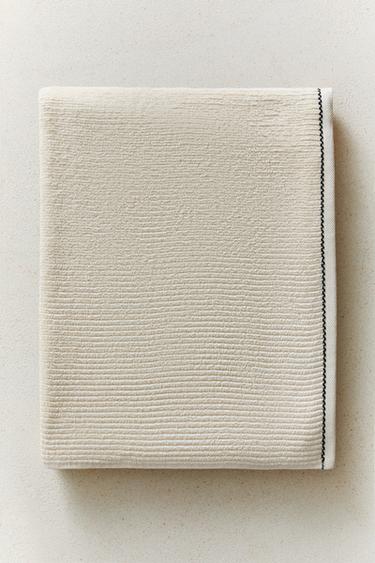 BATH TOWEL WITH TOPSTITCHING - Sand Zara