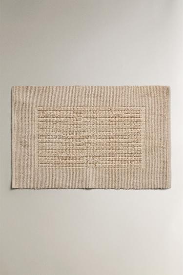 TOALHA DE PISO COM  TEXTURA CORRUGADA ANTIDERRAPANTE - Branco-marfim da Zara - Imagem 0