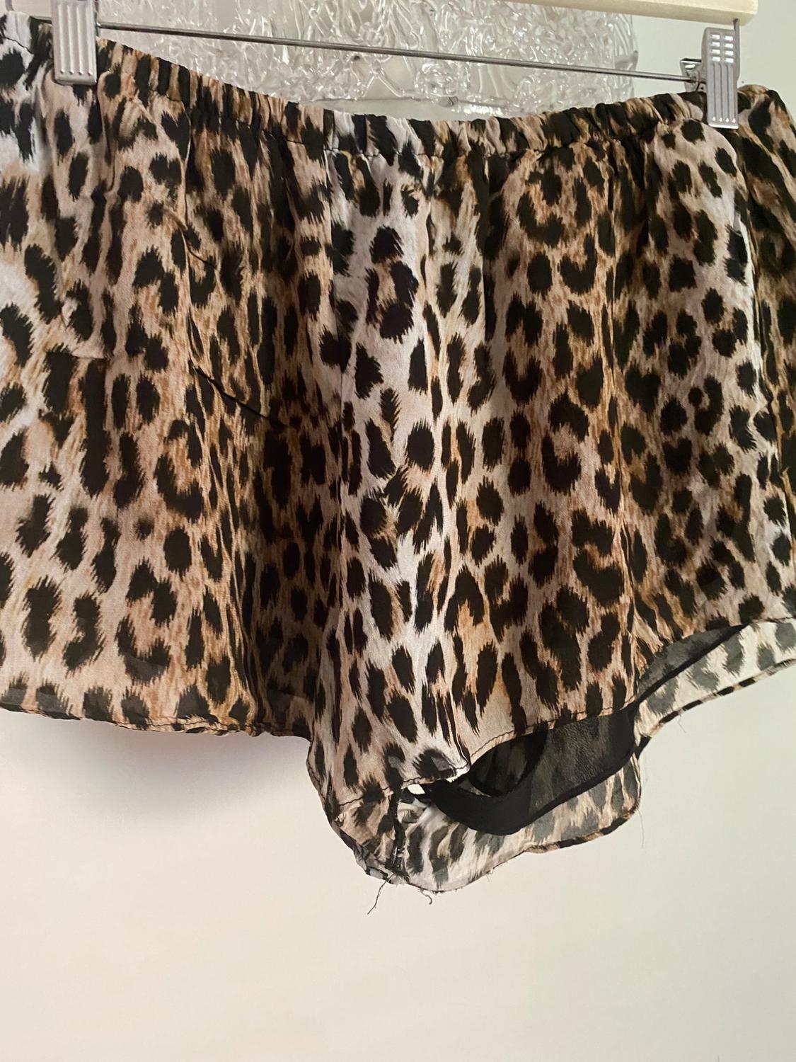 ZW COLLECTION ANIMAL PRINT SHORTS - Image 6