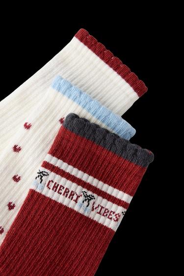 Zara THREE-PACK OF CHERRY AND TEXT SOCKS - Ecru