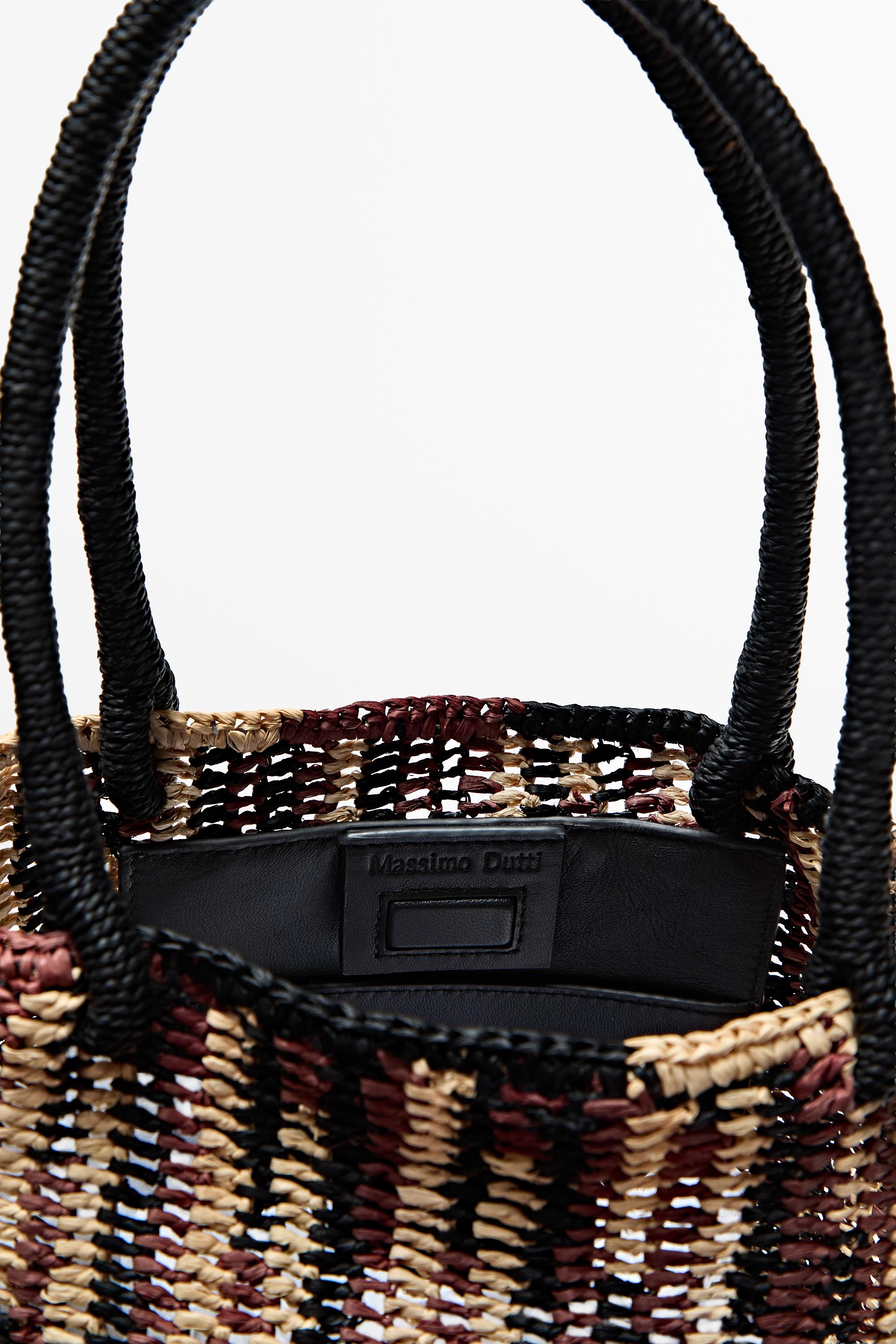 Mini raffia bucket bag