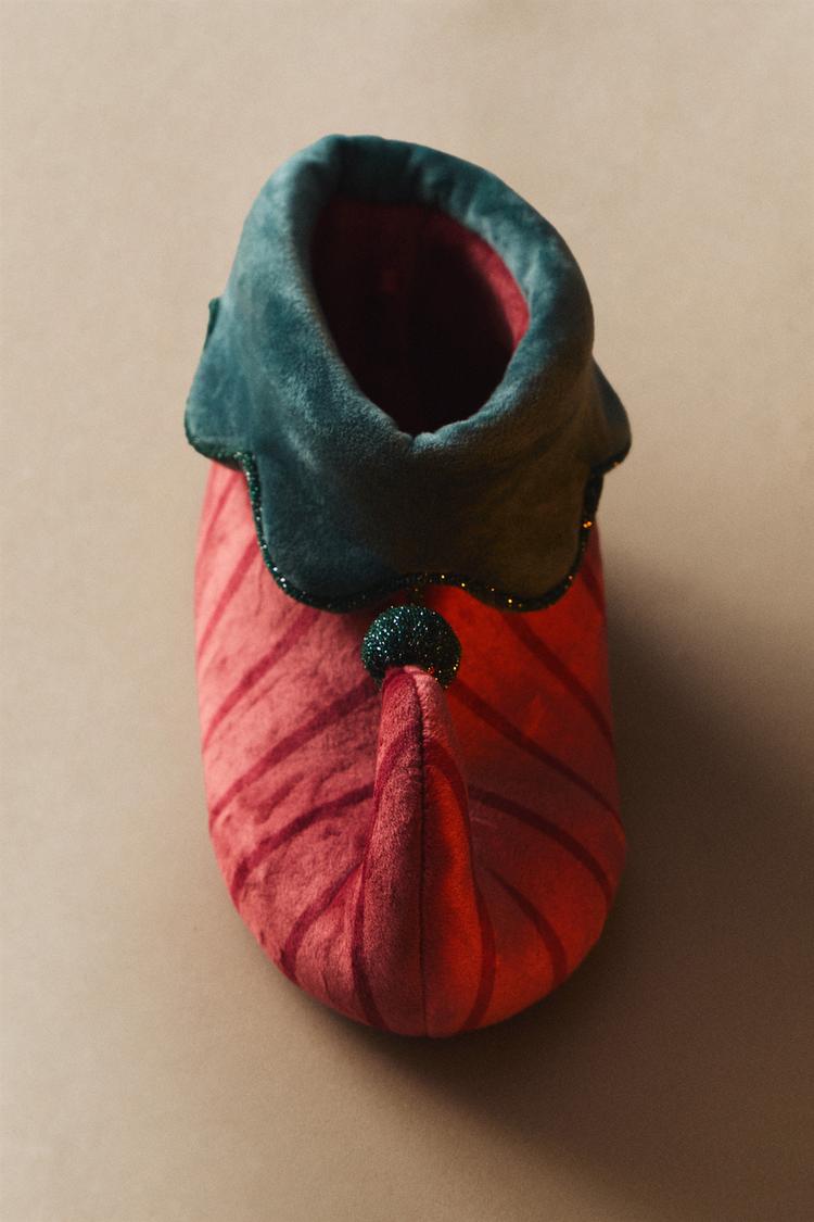 KIDS' CHRISTMAS ELF SLIPPERS — Red