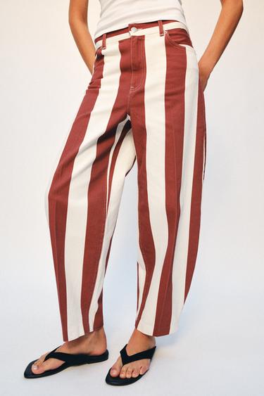 ZW COLLECTION ФАРМЕРКИ СО ВИСОК СТРУК, РАЈФИ И КОНУСНИ НОГАВИЦИ - ПРУГАСТО од Zara