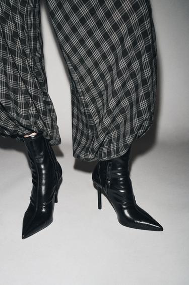 BOTTINES À TALONS FINS - Noir de Zara - Image 1
