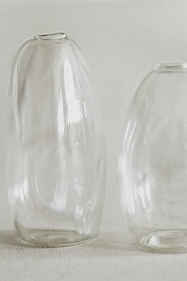 SMALL IRREGULAR GLASS VASE - 990 by Zara - Image 5