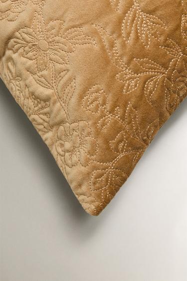 VELVET CUSHION COVER - Light beige by Zara - Image 1