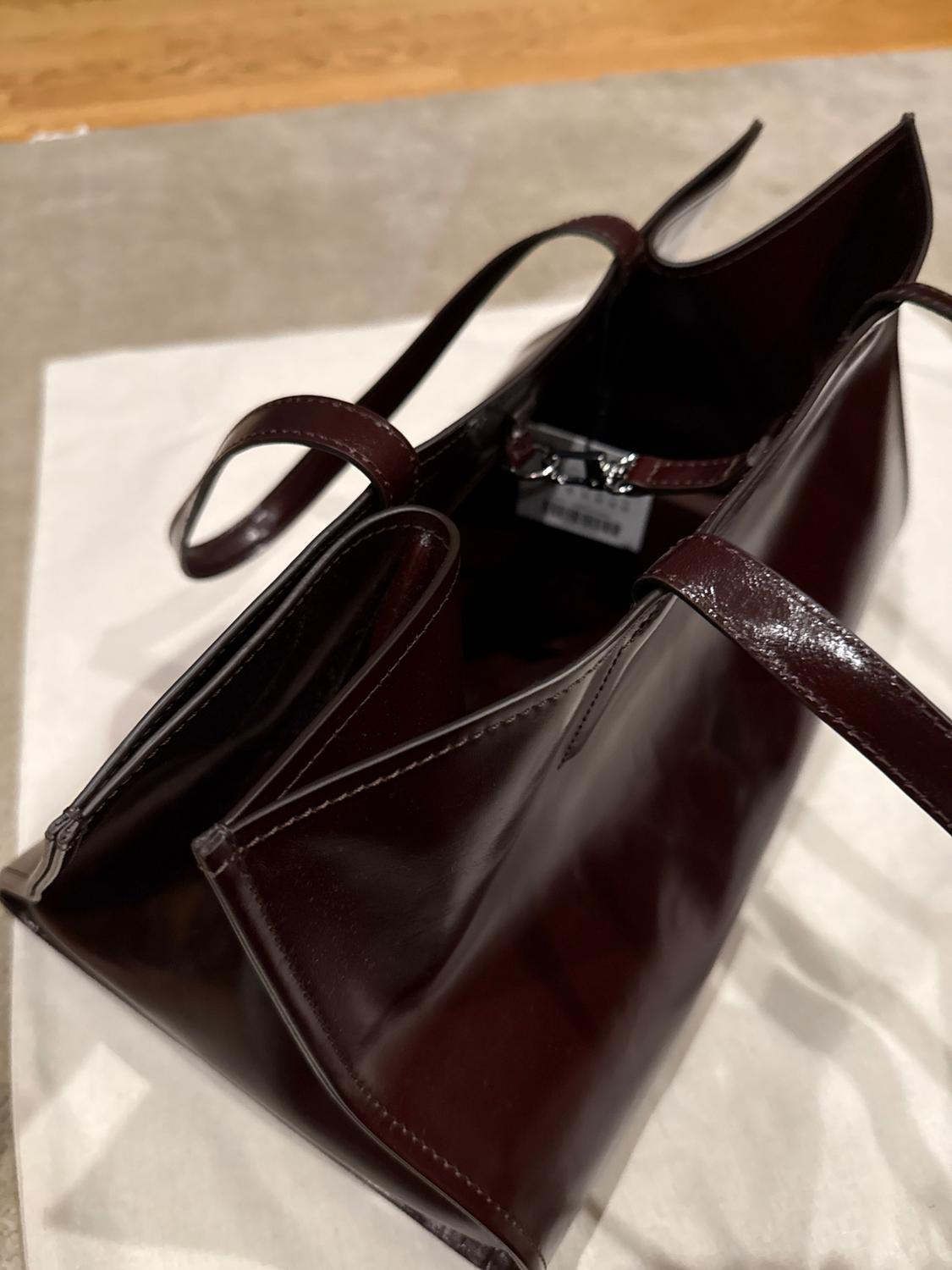 LEATHER TOTE - Image 4