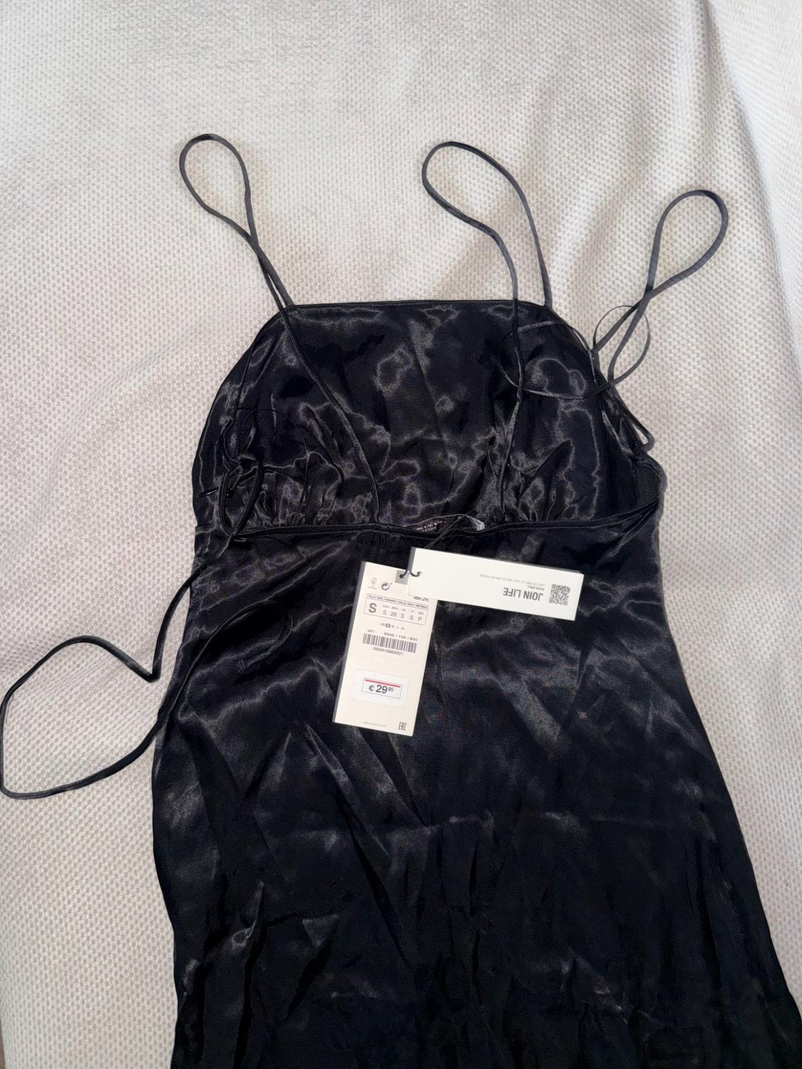 ΜΙΝΤΙ ΦΟΡΕΜΑ ΣΕ ΣΤΥΛ LINGERIE - Image 5