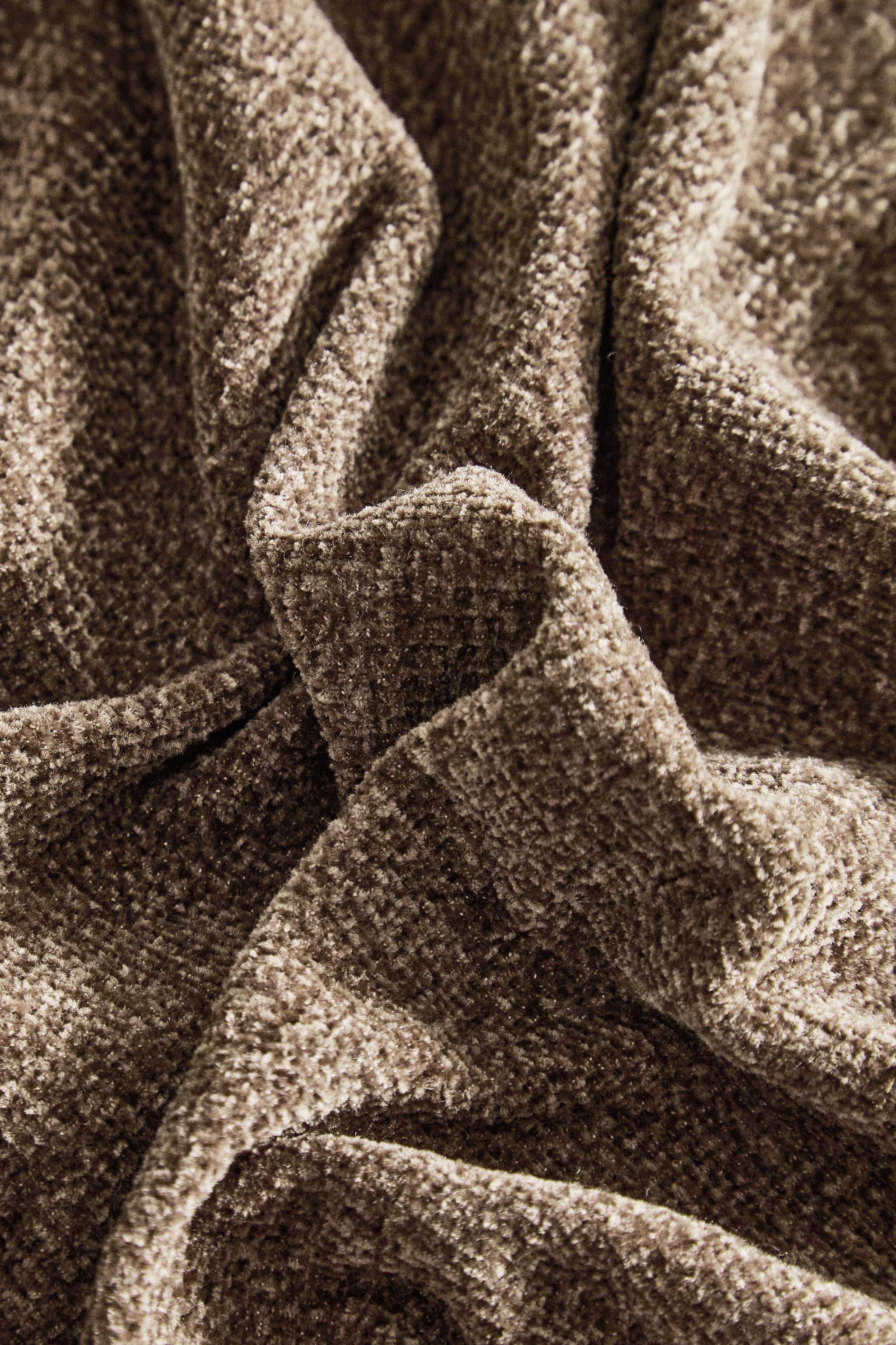 CHENILLE BLANKET