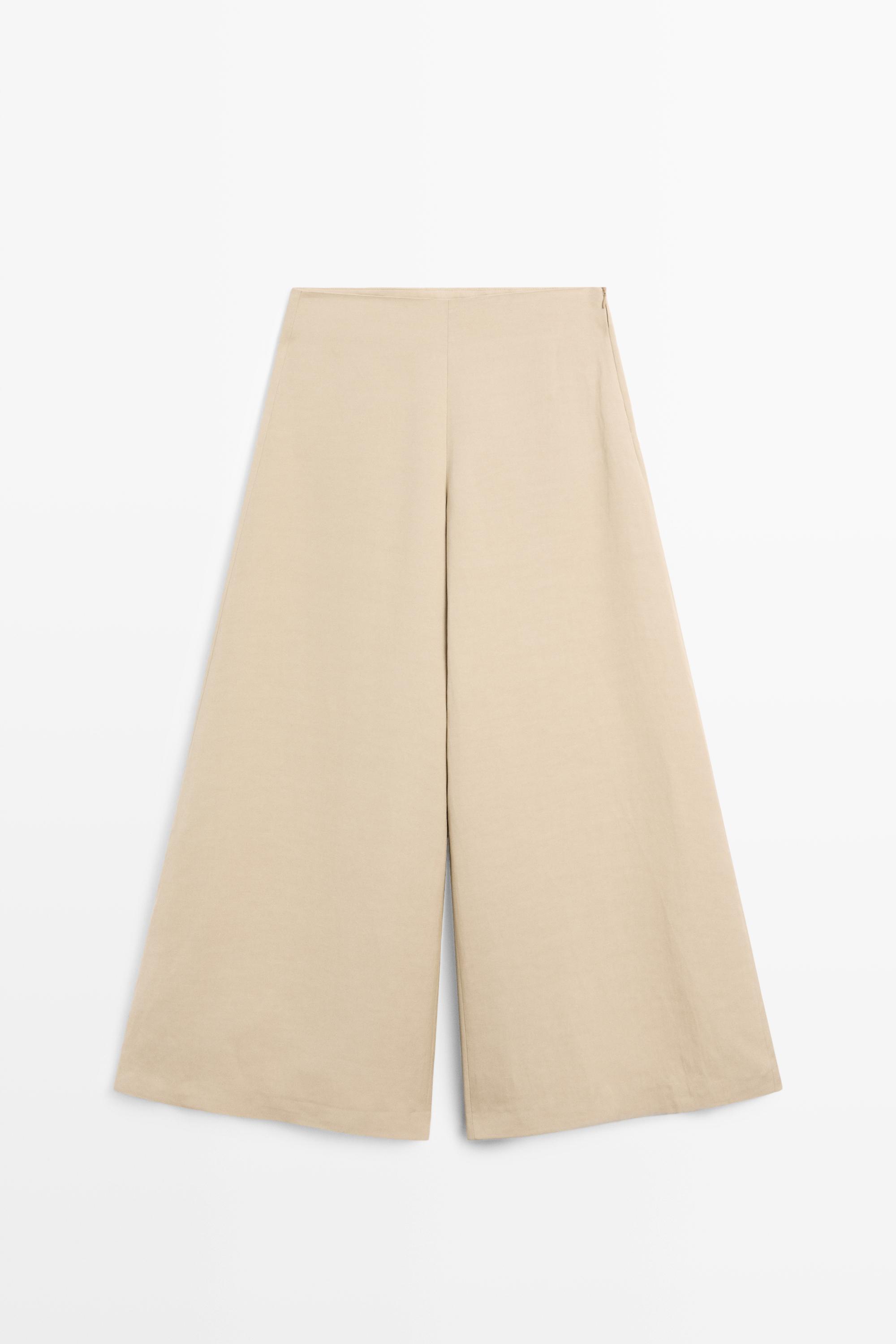Wide-leg voluminous trousers