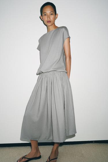 MIDIKLEID MIT LEINEN ZW COLLECTION - Grau von Zara