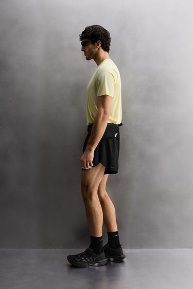 LIGHTWEIGHT TECHNICAL T-SHIRT - Lime by Zara - Image 3