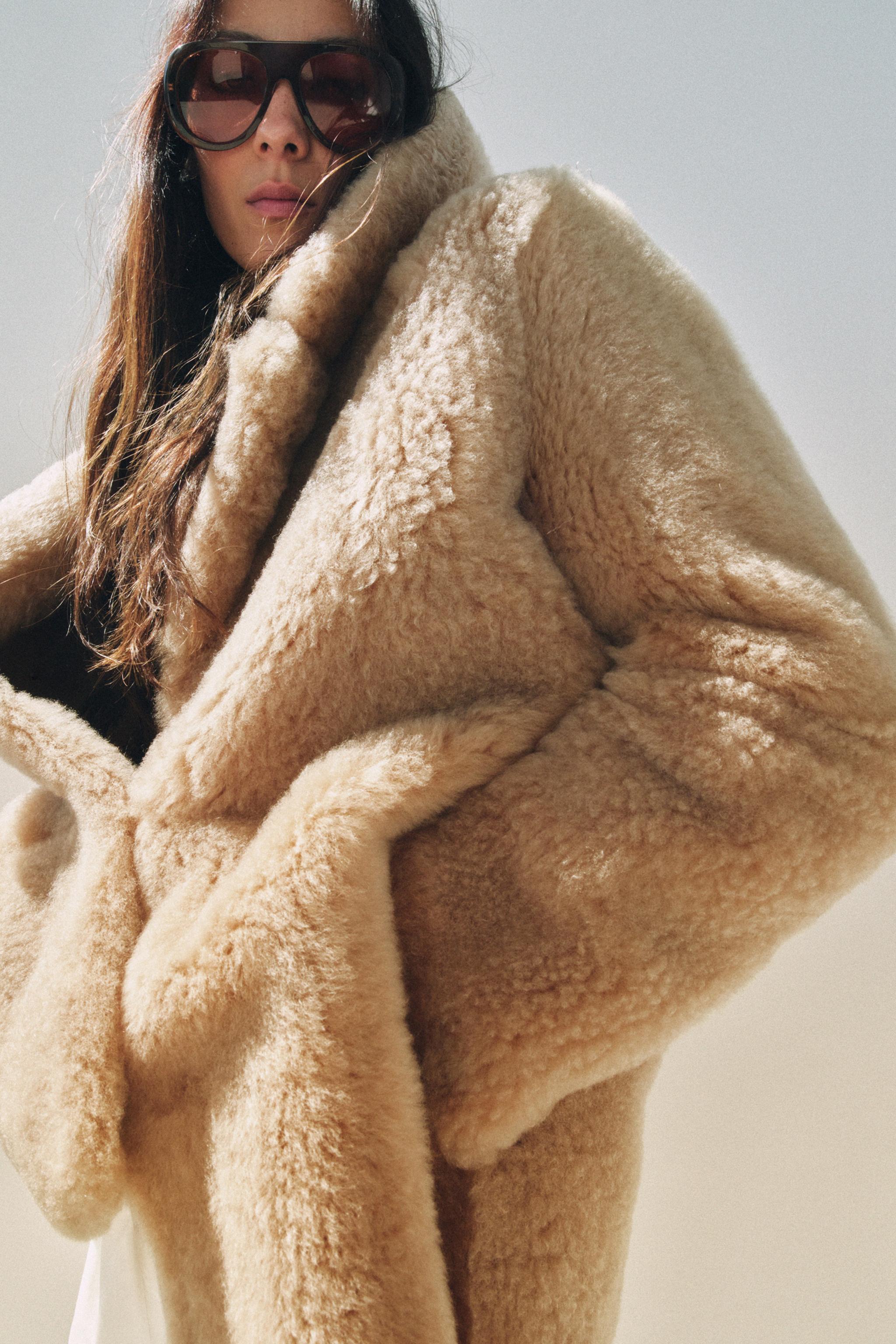 【新品】ブラウン ファー ロングコート ZARA woman 新品タグ付 今季ZARA ZW COLLECTION フェイクファーロングコート