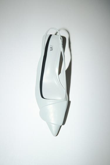 SCARPE SLINGBACK CON APPLICAZIONE - Azzurro di Zara