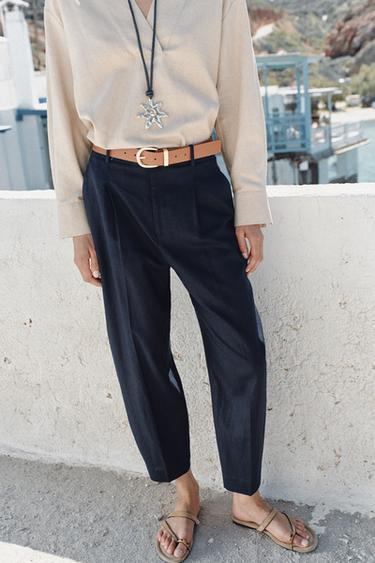 PANTALÓN CON LINO PINZAS CINTURÓN - Marino de Zara