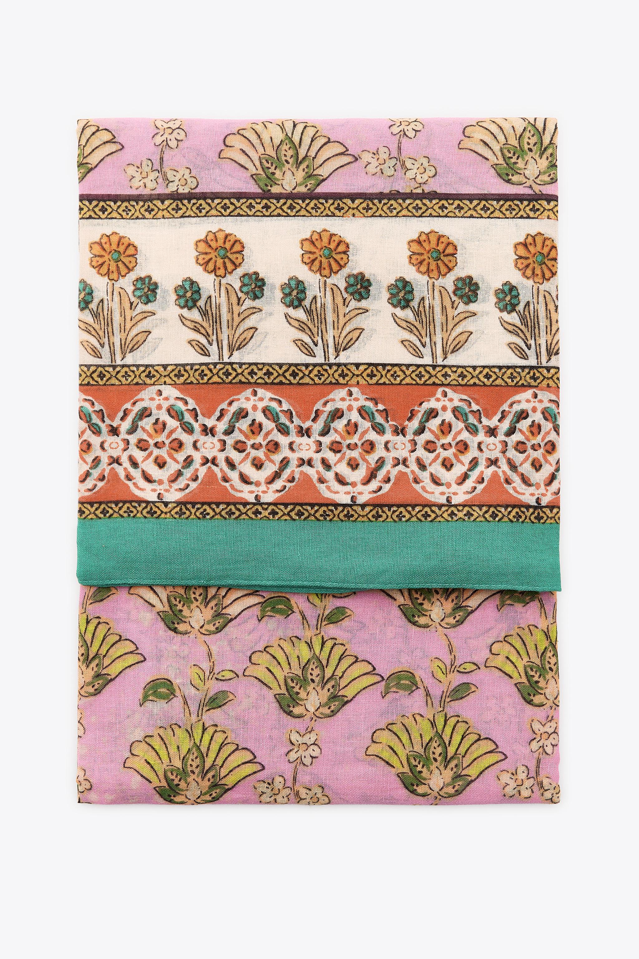 FOULARD IMPRIMÉ AVEC COTON