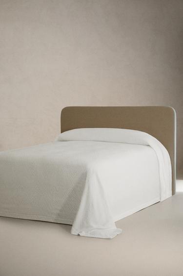 COUVRE-LIT COTON MOTIF GÉOMÉTRIQUE - Blanc de Zara - Image 1