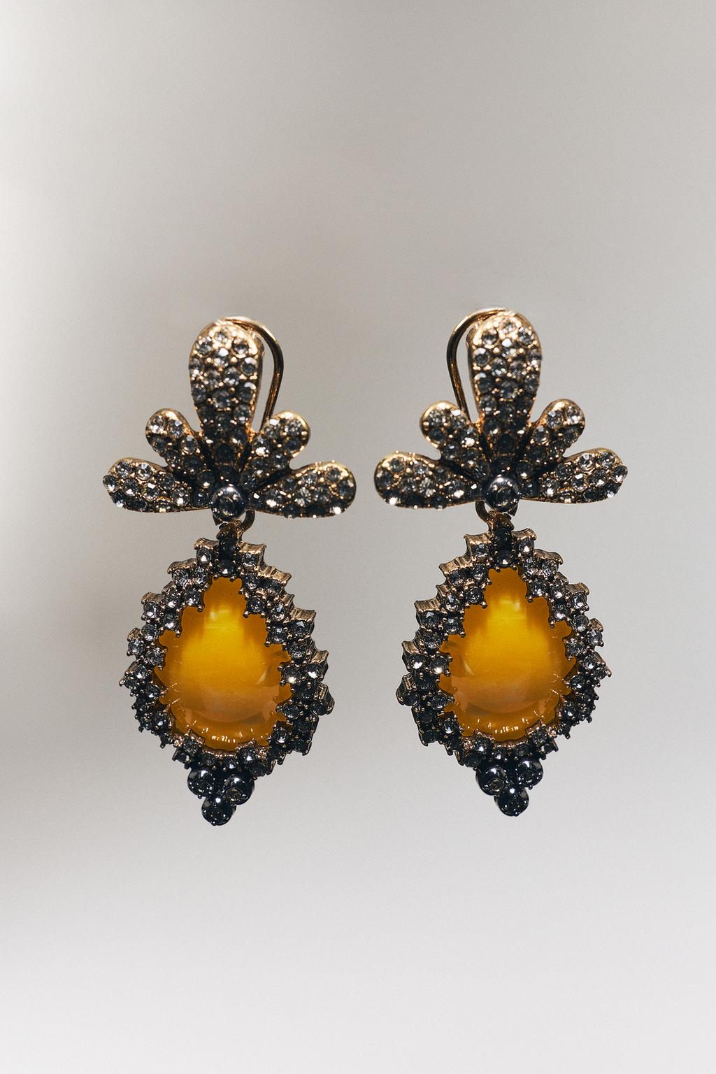 RHINESTONE AND STONE EARRINGS