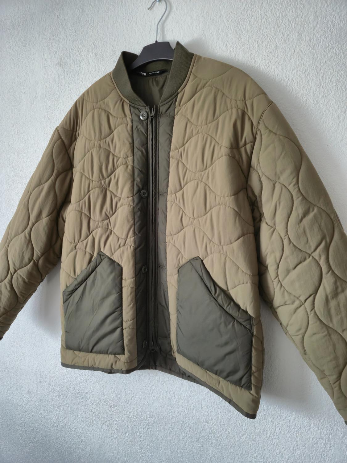 CONTRAST PUFFER JACKET