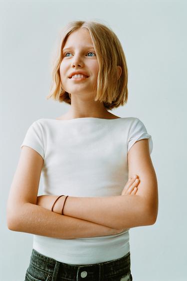 CAMISETA CON MODAL - Blanco de Zara