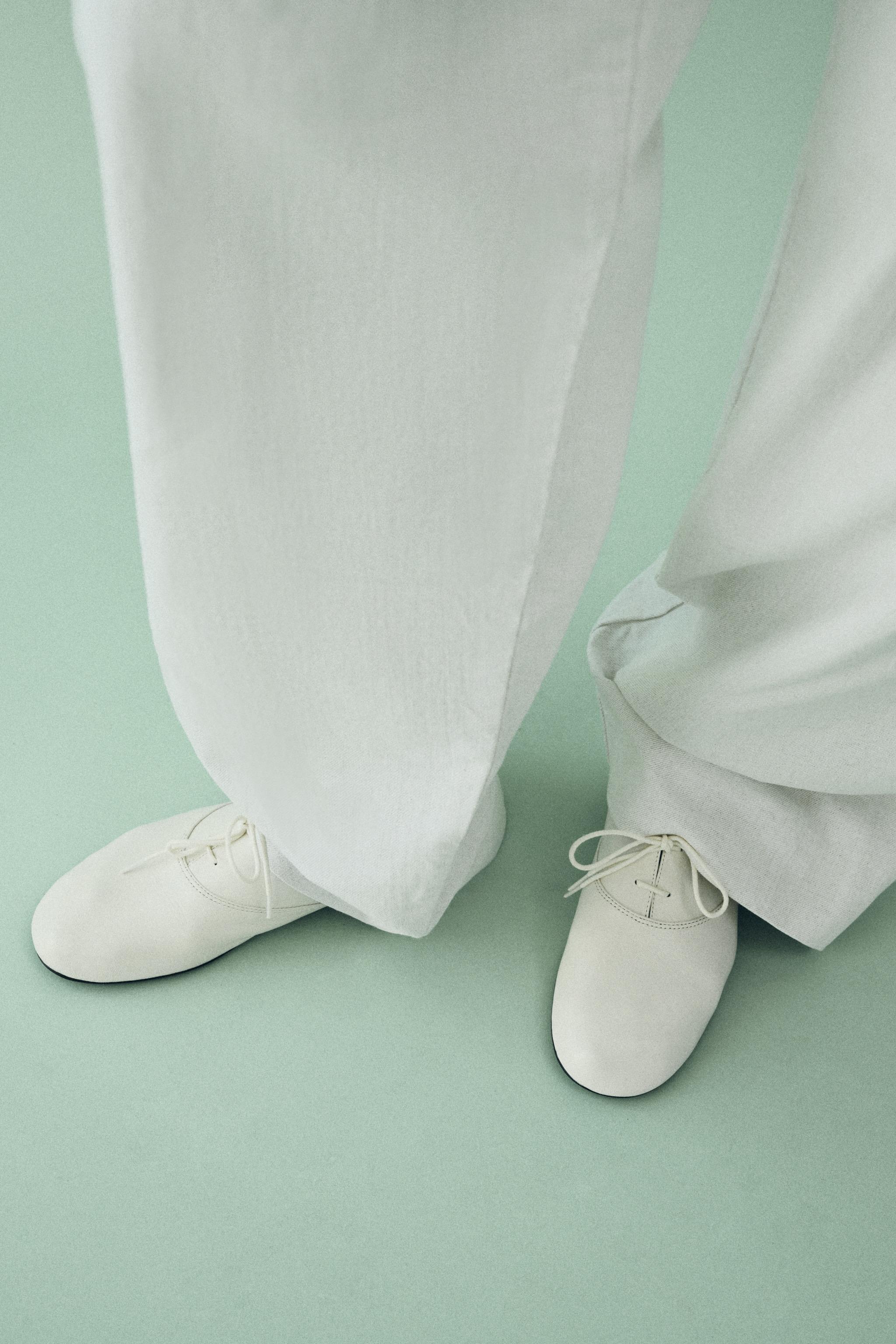 LEATHER LACE-UP LOAFERS — Off White