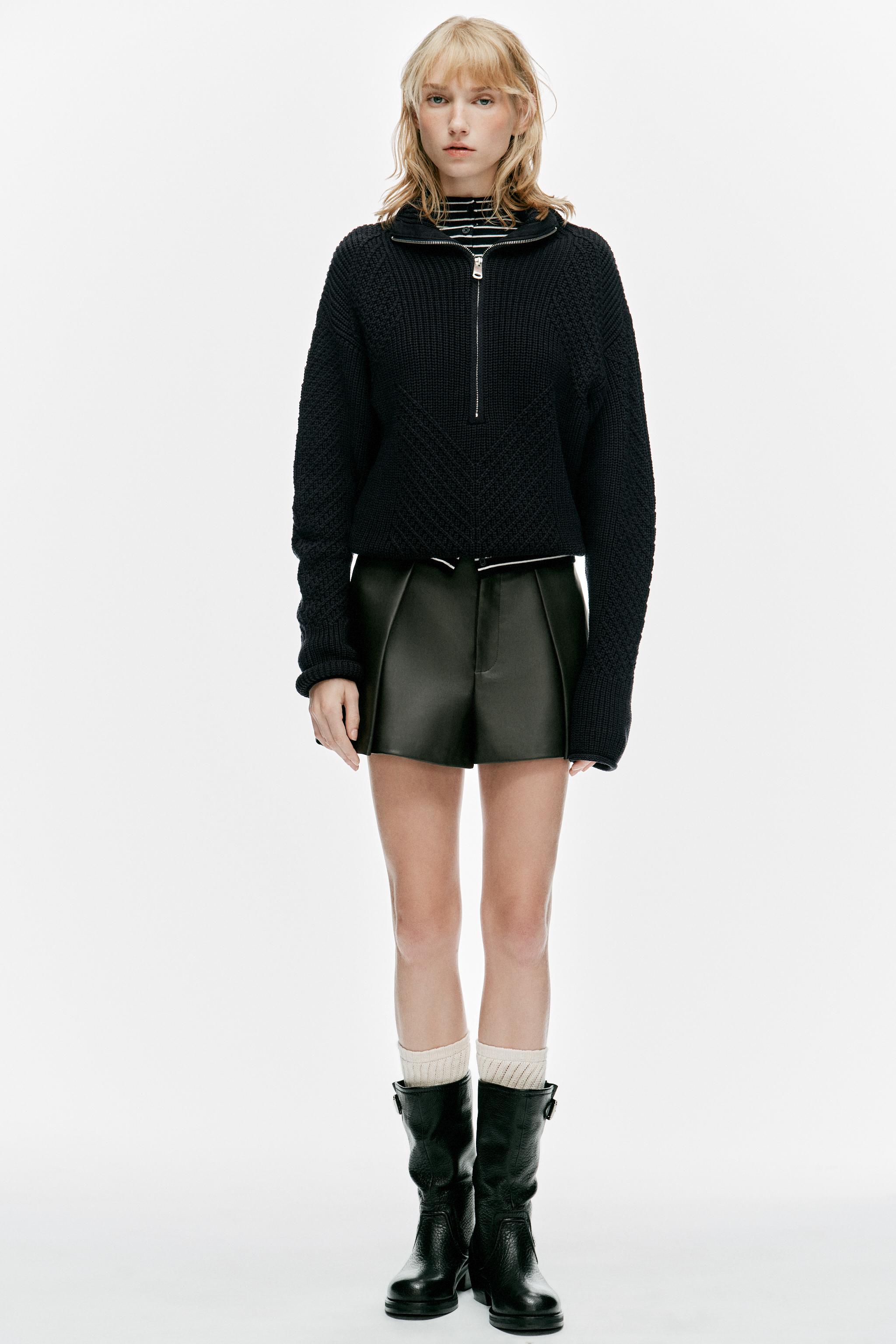 FAUX LEATHER PLEATED SHORTS - Dark green | ZARA United States