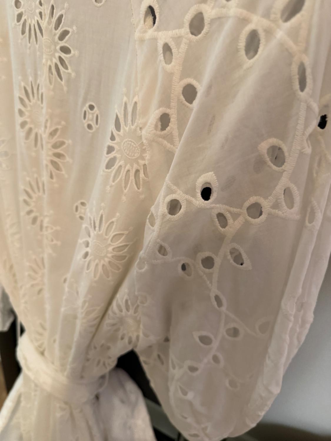 VESTIDO BORDADOS CINTURÓN - Image 5