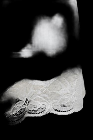 T-SHIRT EN MATIÈRES VARIÉES AVEC DENTELLE - Blanc de Zara - Image 3