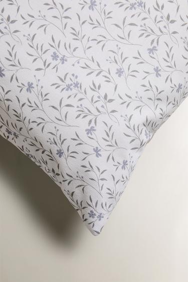 HOUSSE DE COUSSIN MINI-FLEURS - Écru de Zara - Image 1