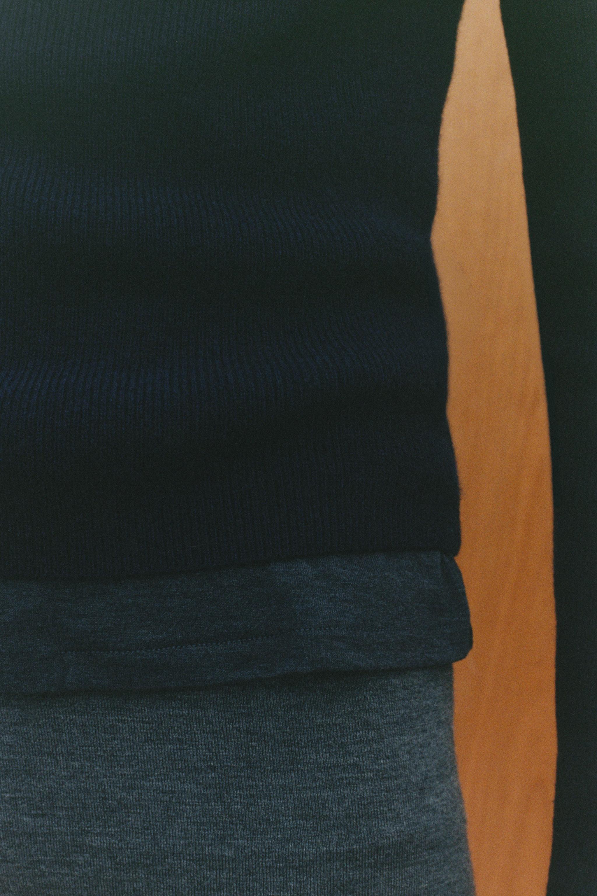 PULL 100 % LAINE À ZIP