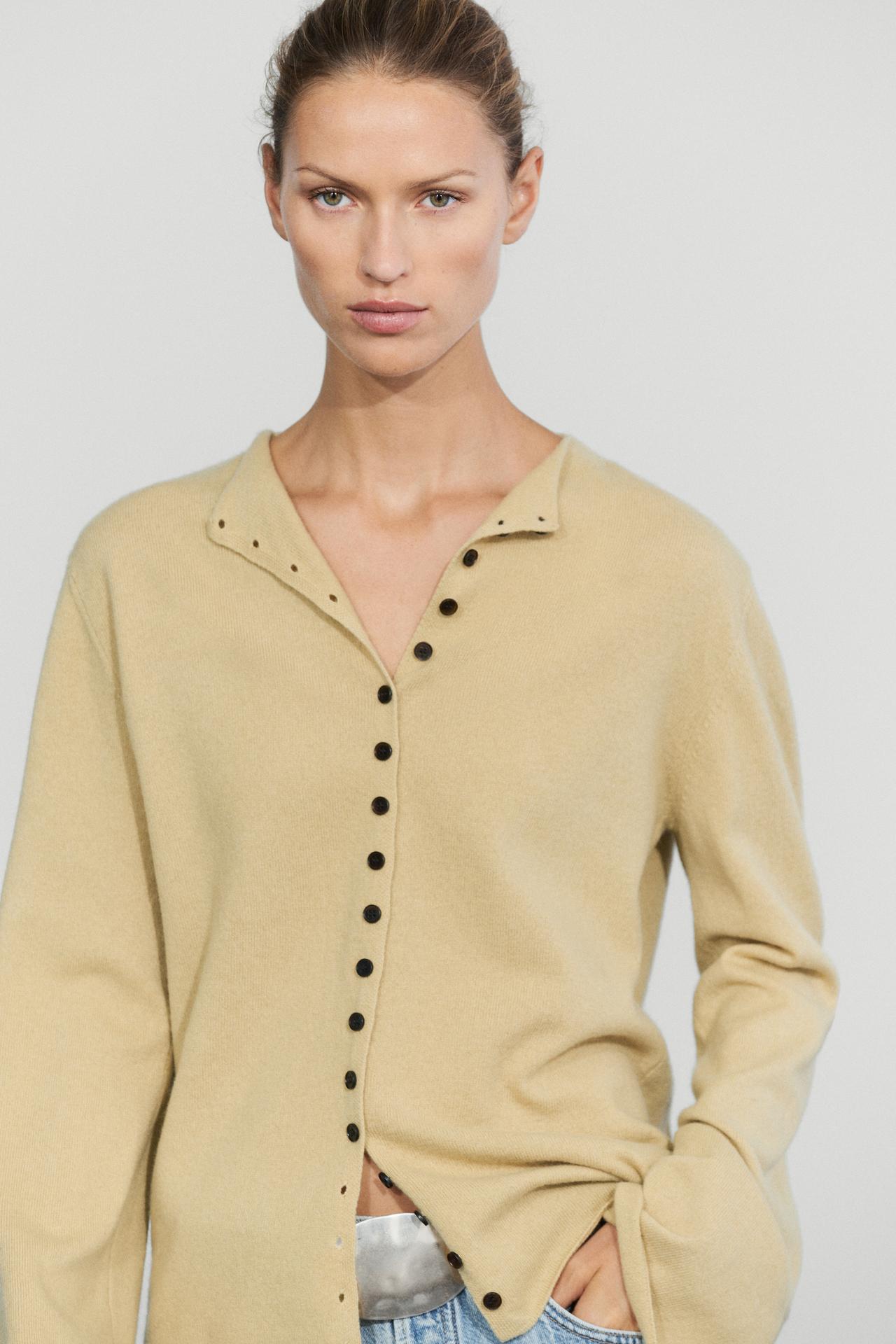 Wool-blend knit cardigan with buttons — Olive green