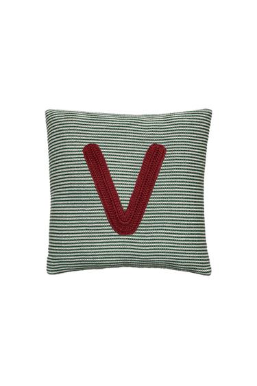 BESTICKTES KINDERKISSEN MIT BUCHSTABE V - Grün von Zara