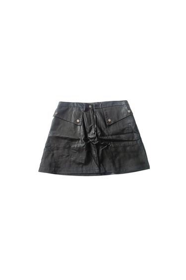 FALDA MINI EFECTO PIEL