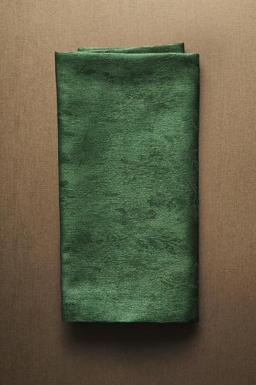 PACK OF JACQUARD CHRISTMAS BRANCH NAPKINS (PACK OF 2) - Green by Zara
