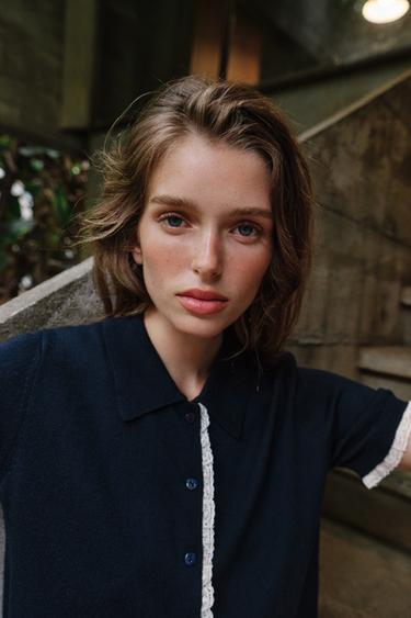 Zara SHORT SLEEVE KNIT CARDIGAN WITH LACE TRIM - Navy blue